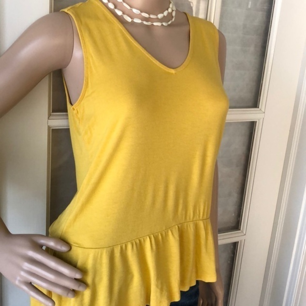 Banana republic mustard yellow sleeveless Top